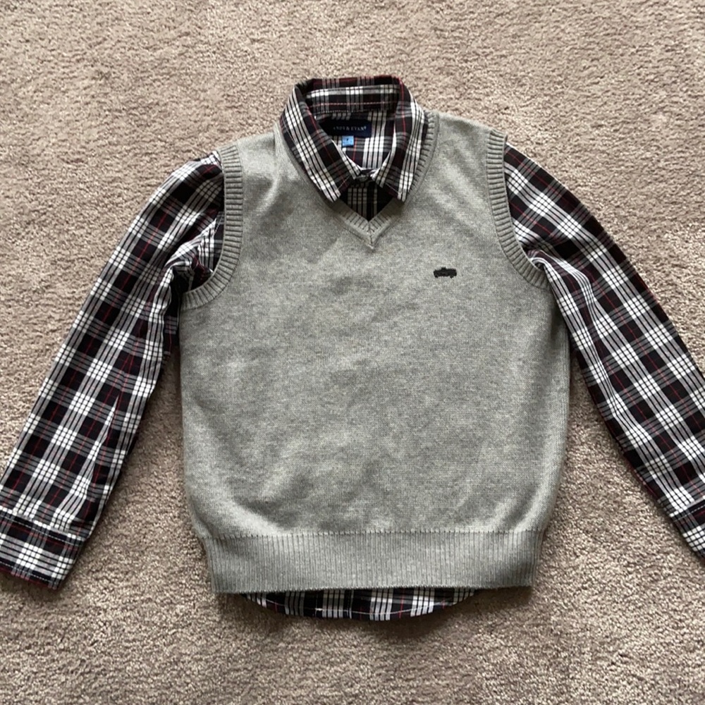 Holiday pictures sweater vest set.